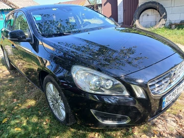 Авто Volvo V60 2011 № 7961979