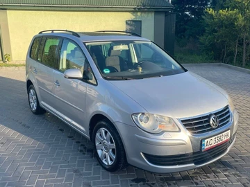 Авто Volkswagen Touran 2006 № 7962101