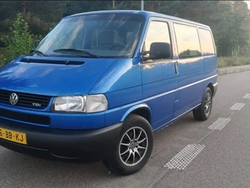 Авто Volkswagen Transporter 2000 № 7962188