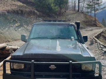 Авто Nissan Patrol 1993 № 7962314