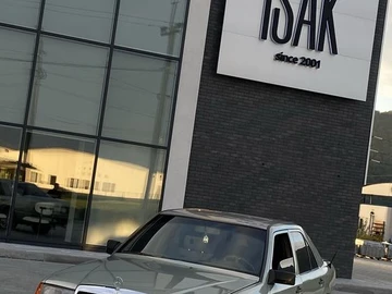 Авто Mercedes 230 1987 № 7962321
