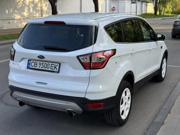 Авто Ford Kuga 2019 № 7962386