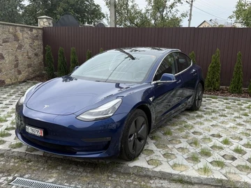 Авто Tesla Model 3 2019 № 7962394