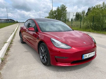 Авто Tesla Model 3 2021 № 7962437