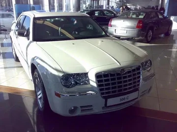 Авто Chrysler 300C 2007 № 7962444