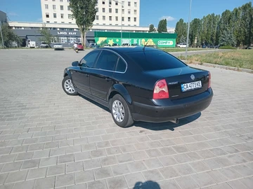 Авто Volkswagen Passat Sedan 2003 № 7962492