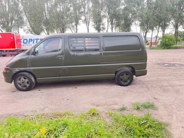 Авто Toyota Hiace 2005 № 7962557