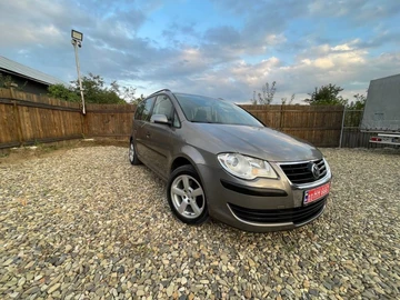 Авто Volkswagen Touran 2008 № 7962589