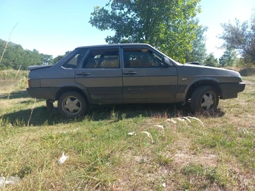 Авто ВАЗ 21099 1995 № 7962639