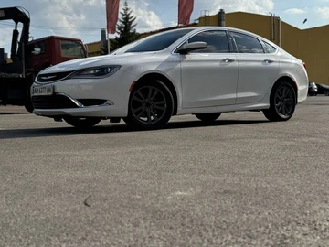 Авто Chrysler 200 2015 № 7962690