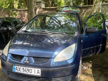 Авто Mitsubishi Colt 2005 № 7962702