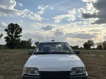 Авто Opel Kadett 1986 № 7962827