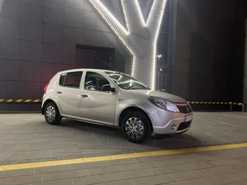 Авто Renault Sandero 2010 № 7962844