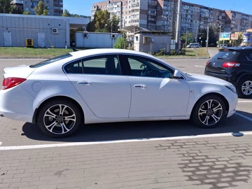 Авто Opel Insignia 2010 № 7962849