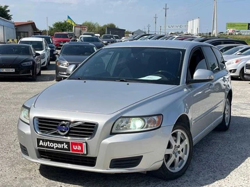 Авто Volvo V50 2010 № 7962890