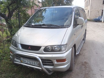 Авто Mitsubishi Space Gear 1997 № 7962935