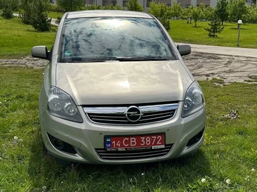 Авто Opel Zafira 2010 № 7963117