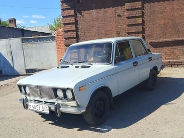Авто ВАЗ 2103 1988 № 7963118