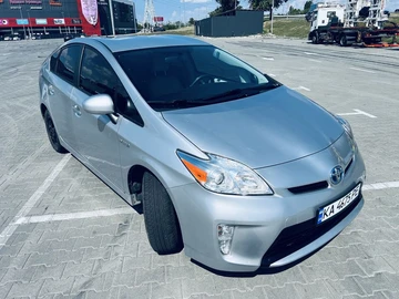 Авто Toyota Prius 2014 № 7963175