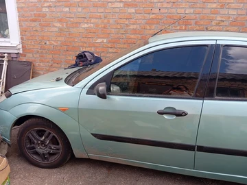 Авто Ford Focus 1999 № 7963183