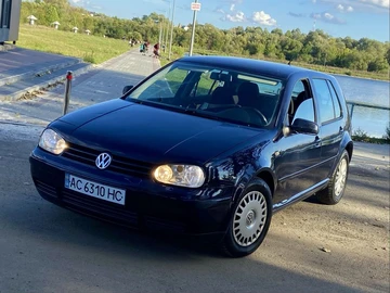 Авто Volkswagen Golf 2000 № 7963213