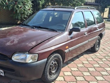 Авто Ford Escort 1995 № 7963276