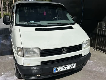 Авто Volkswagen Transporter 1995 № 7963349