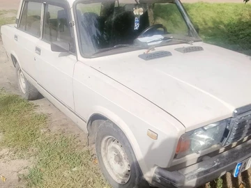 Авто ВАЗ 2107 1991 № 7963372