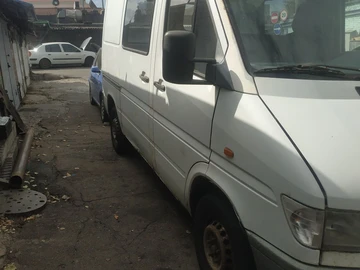 Авто Mercedes 230 2000 № 7963400