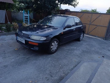 Авто Mazda 323 1995 № 7963449