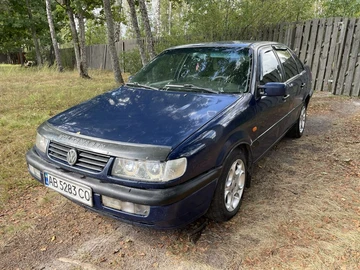 Авто Volkswagen Passat Sedan 1996 № 7963515