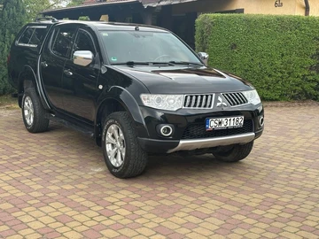 Авто Mitsubishi L 200 2009 № 7963613