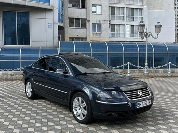 Авто Volkswagen Passat Sedan 2003 № 7963759