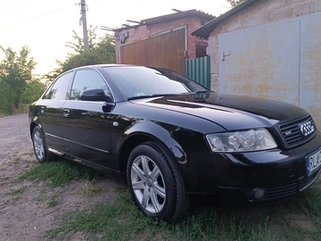 Авто Audi A4 2001 № 7963851