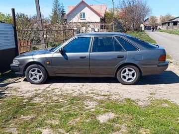 Авто Toyota Carina 1990 № 7964096