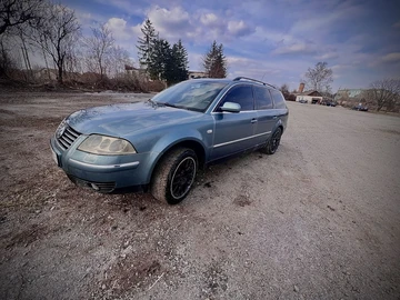 Авто Volkswagen Passat Variant 2002 № 7964148