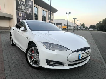 Авто Tesla Model S 2014 № 7964163