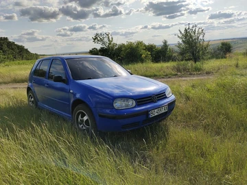 Авто Volkswagen Golf 1998 № 7964291