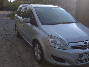 Авто Opel Zafira 2010 № 7964308