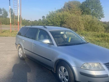 Авто Volkswagen Passat Variant 2004 № 7964346