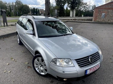 Авто Volkswagen Passat Variant 2003 № 7964349