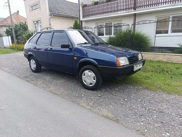 Авто ВАЗ 2109 2004 № 7964400