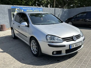 Авто Volkswagen Golf 2004 № 7964461