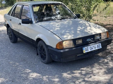 Авто Ford Escort 1983 № 7964466