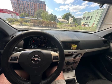 Авто Opel Astra 2006 № 7964503