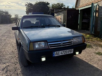 Авто ВАЗ 21099 1993 № 7964599