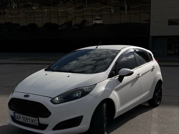 Авто Ford Fiesta 2012 № 7964611