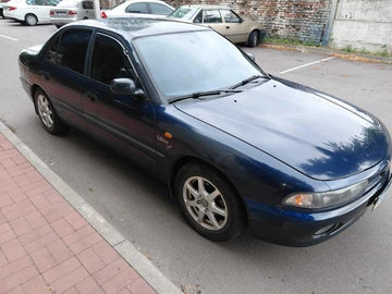 Авто Mitsubishi Galant 1994 № 7964797