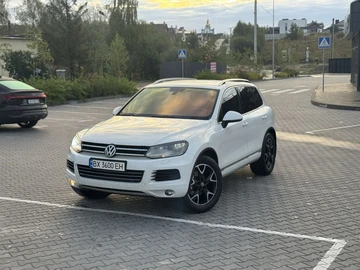 Авто Volkswagen Touareg 2012 № 7964848