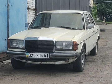 Авто Mercedes 240 1982 № 7964920
